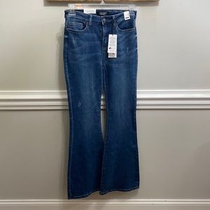 Judy Blue Flare Jeans size 5/27 NWT slightly distressed